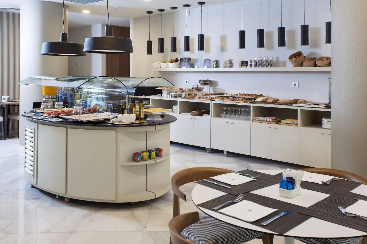 Nh Barajas Airport Hotel Madrid