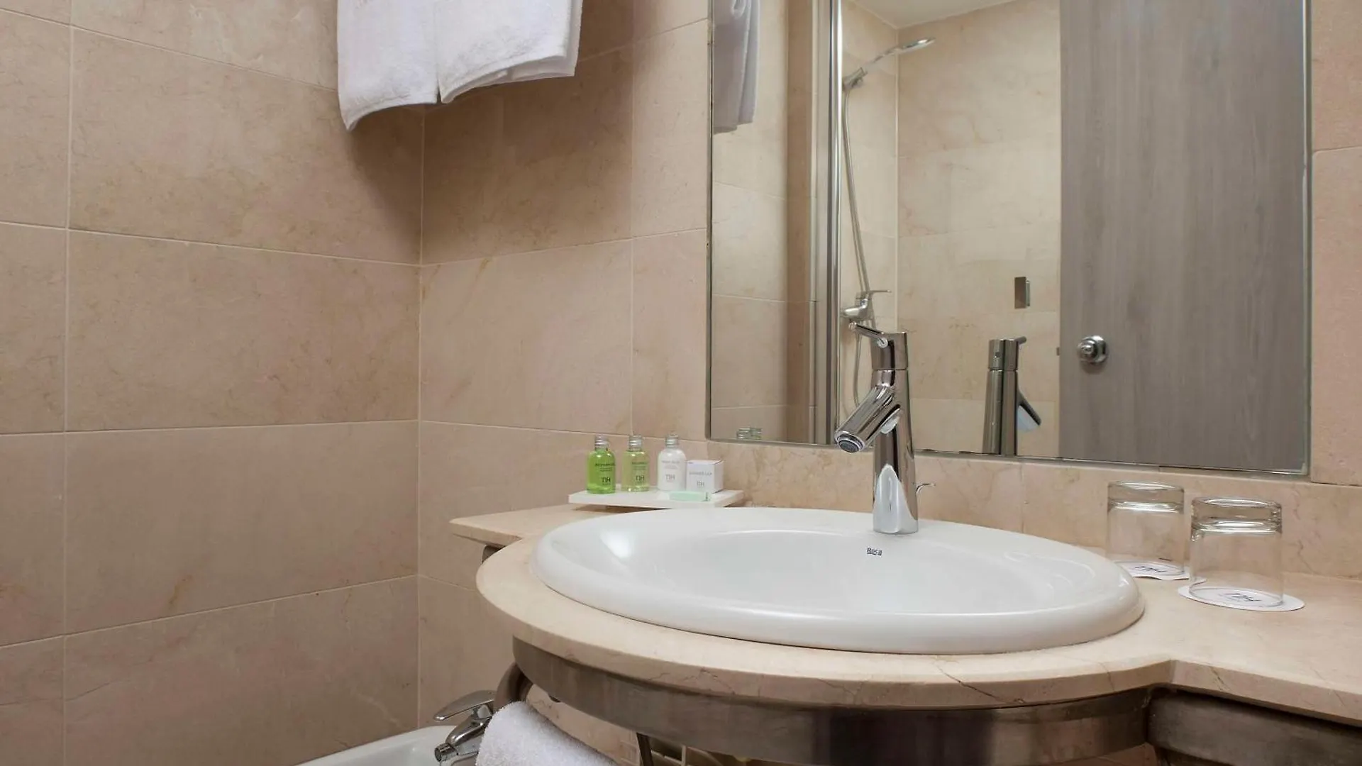 Nh Barajas Airport Hotel Madrid