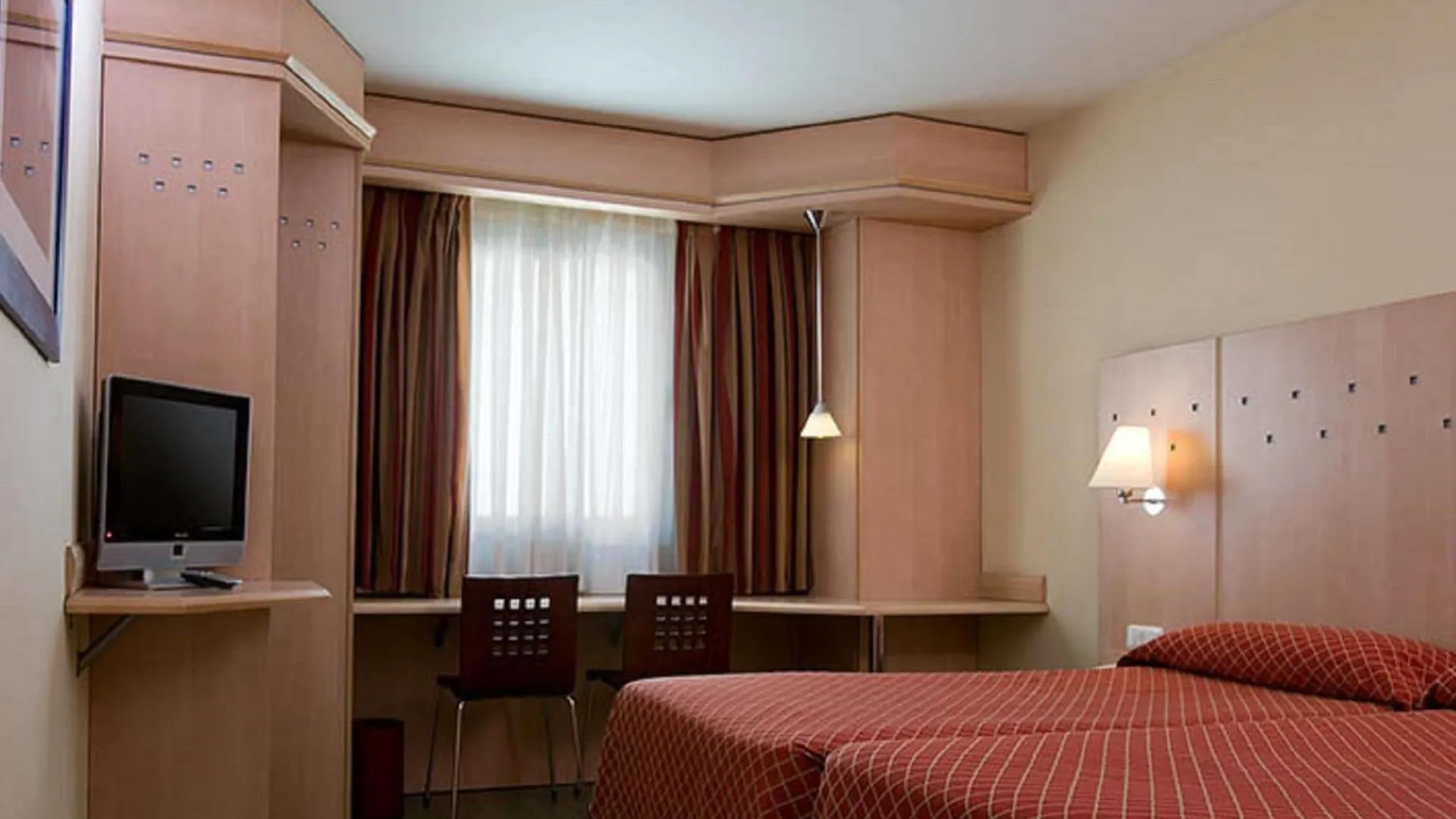 Nh Barajas Airport Hotel Madrid Spain